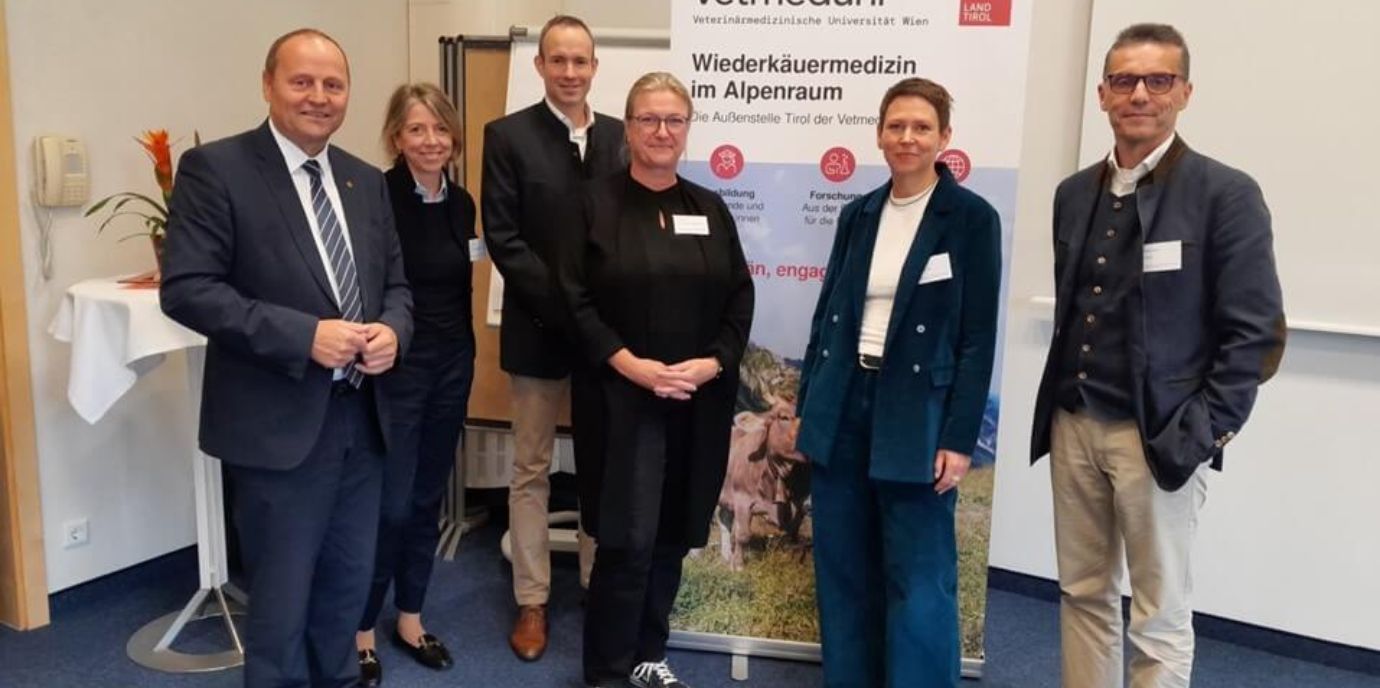 BU: v.l.: Josef Geisler, Birgit Hochenegger-Stoirer, Johanes Lorenz Khol, Martina Marchetti, Patrizia Stoitzner und Matthias Gauy. ©Vetmeduni THEMA_OneHealth2025.jpg