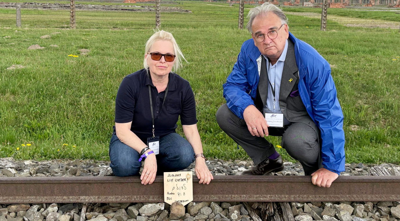 ausschwitz.jpg