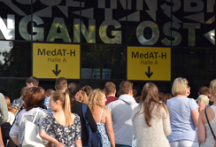 2.933 Teilnehmer:innen an medizinischen Aufnahmeverfahren in Innsbruck