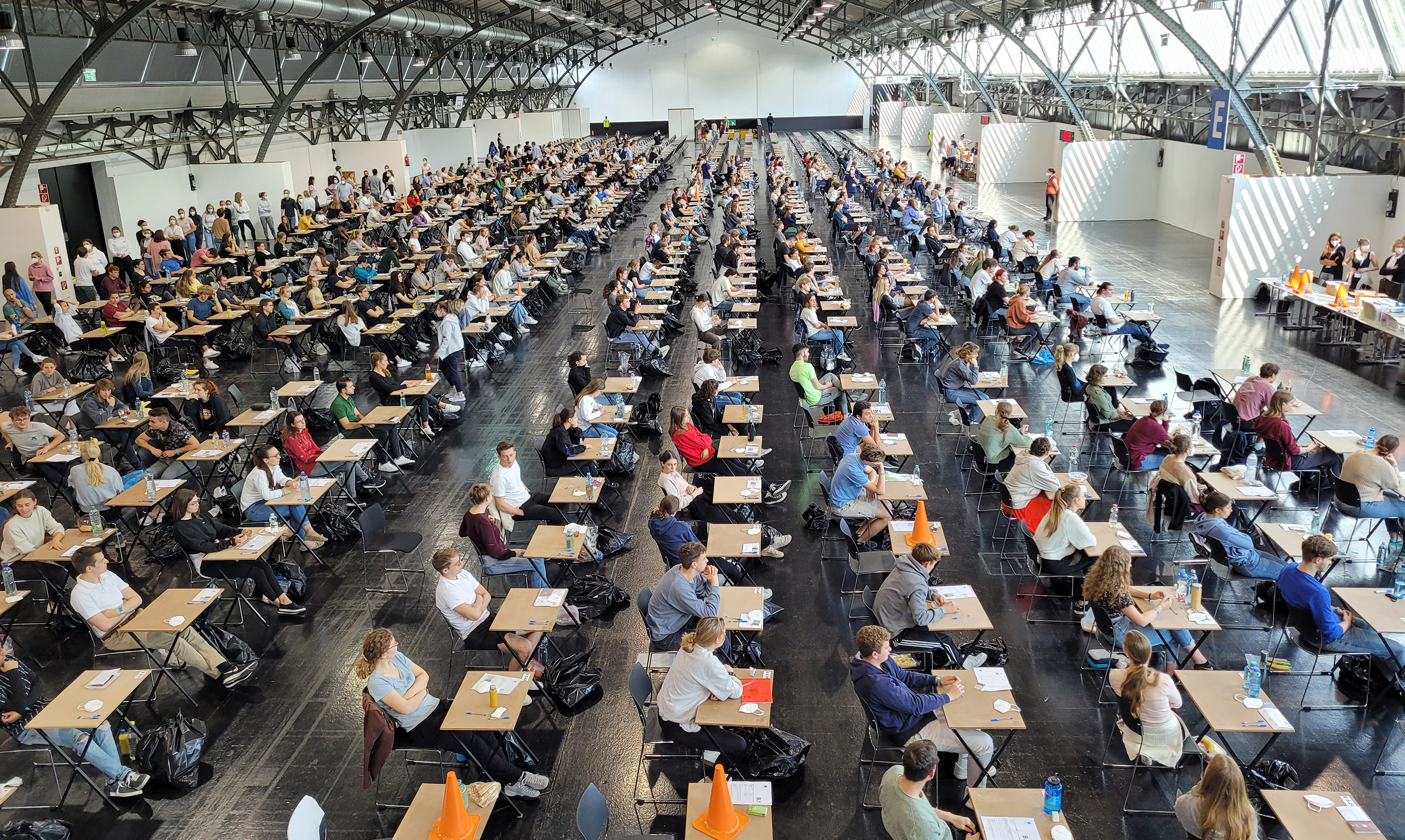 Start zur Internet-Anmeldung für die Aufnahmeverfahren zur Vergabe der Studienplätze für Human- und Zahnmedizin am 1. März 2022