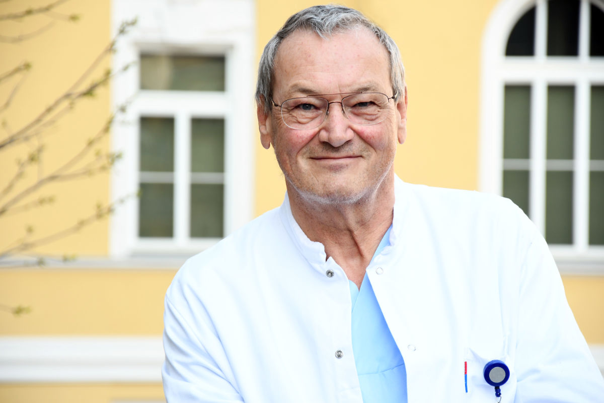 BU: Michael Grimm, Direktor, Univ.-Klinik für Herzchirurgie (Foto: MUI/D. Bullock)