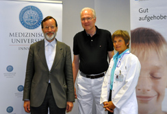 Rektor Prof. Herbert Lochs, Prof. Gerhard Gaedicke und Dr.in Alexandra Kofler berichteten über den gelungenen Neustart an der Kinderklinik Innsbruck. 