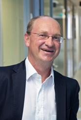 Prof. Thomas Müller_small