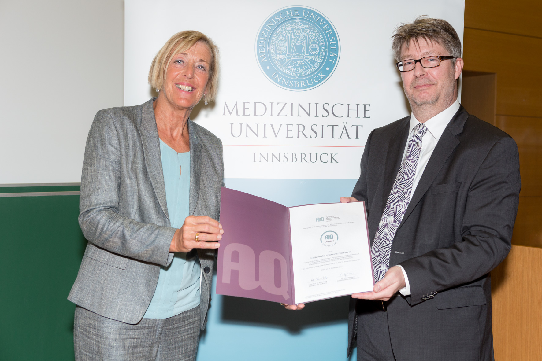 Verleihung-QM-Zertifikat_Fritsch_Hopbach-cMUI_Friedle